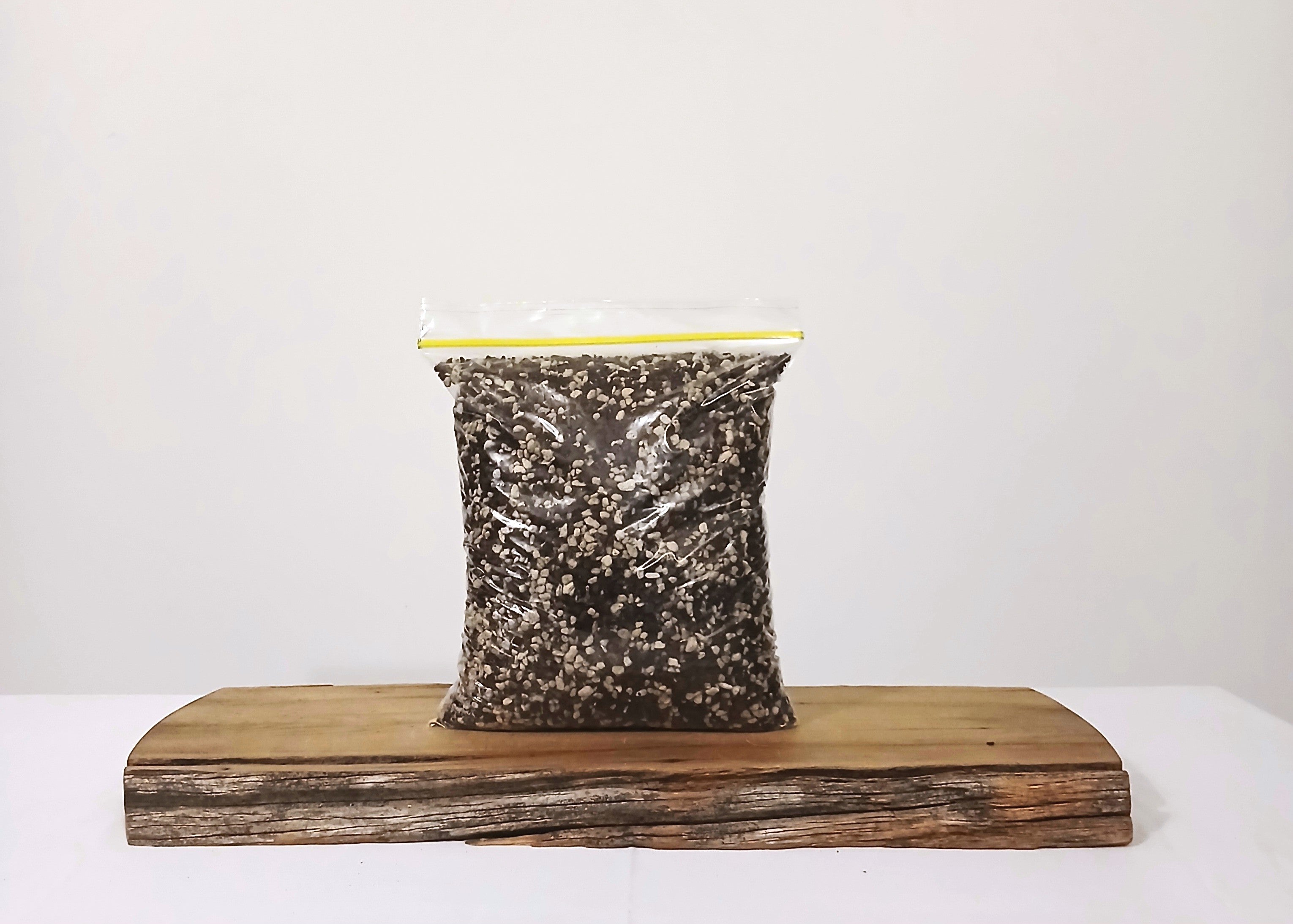 Premium Bonsai & Plant Soil — All-Purpose Mix 30% Pine Bark 3mm+ / 2.2L - The Plant Warehouse NZ