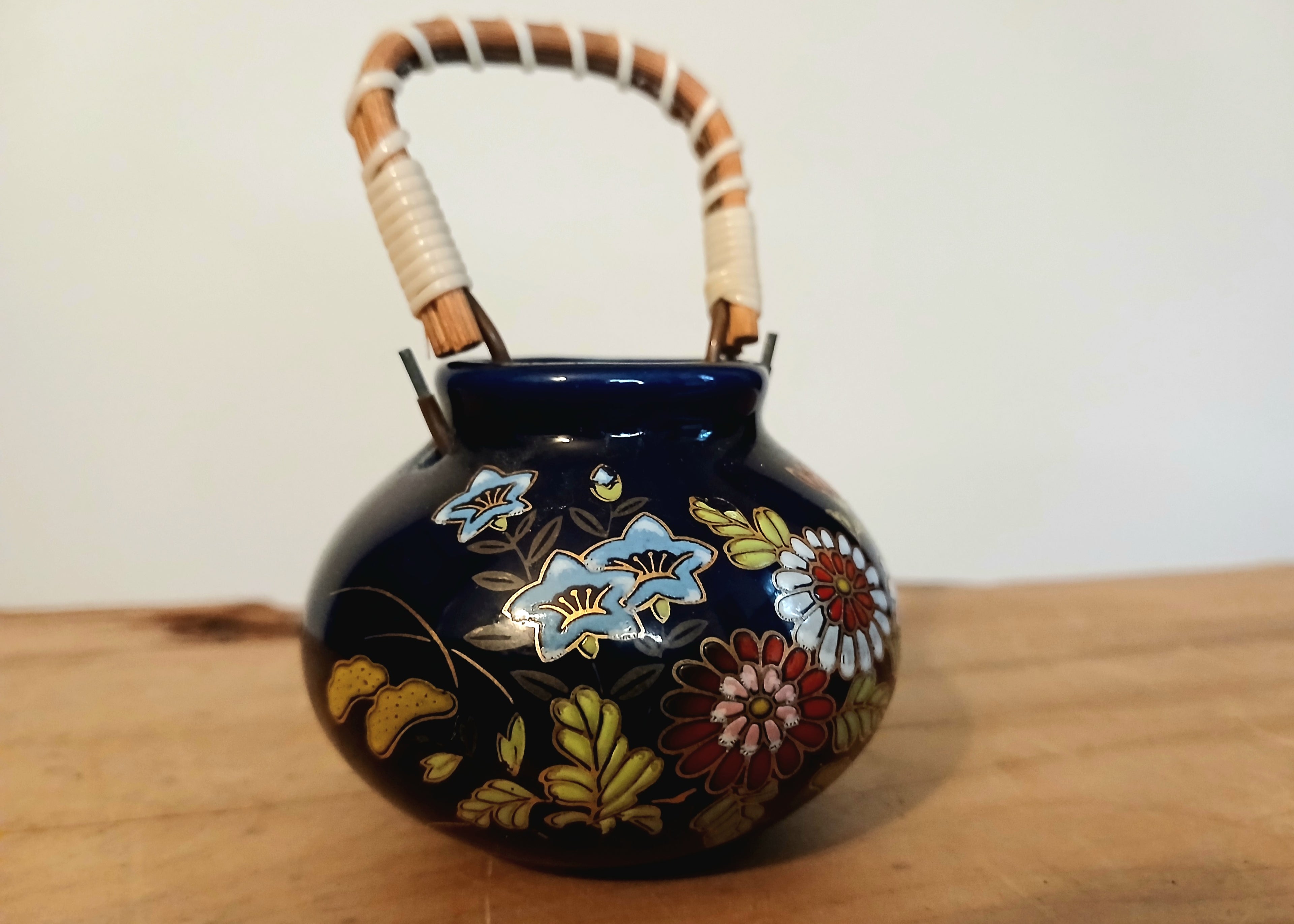 Seiko Miniature Vase – Cobalt Blue Porcelain with Gold & Enamel Floral, Japan - The Plant Warehouse NZ