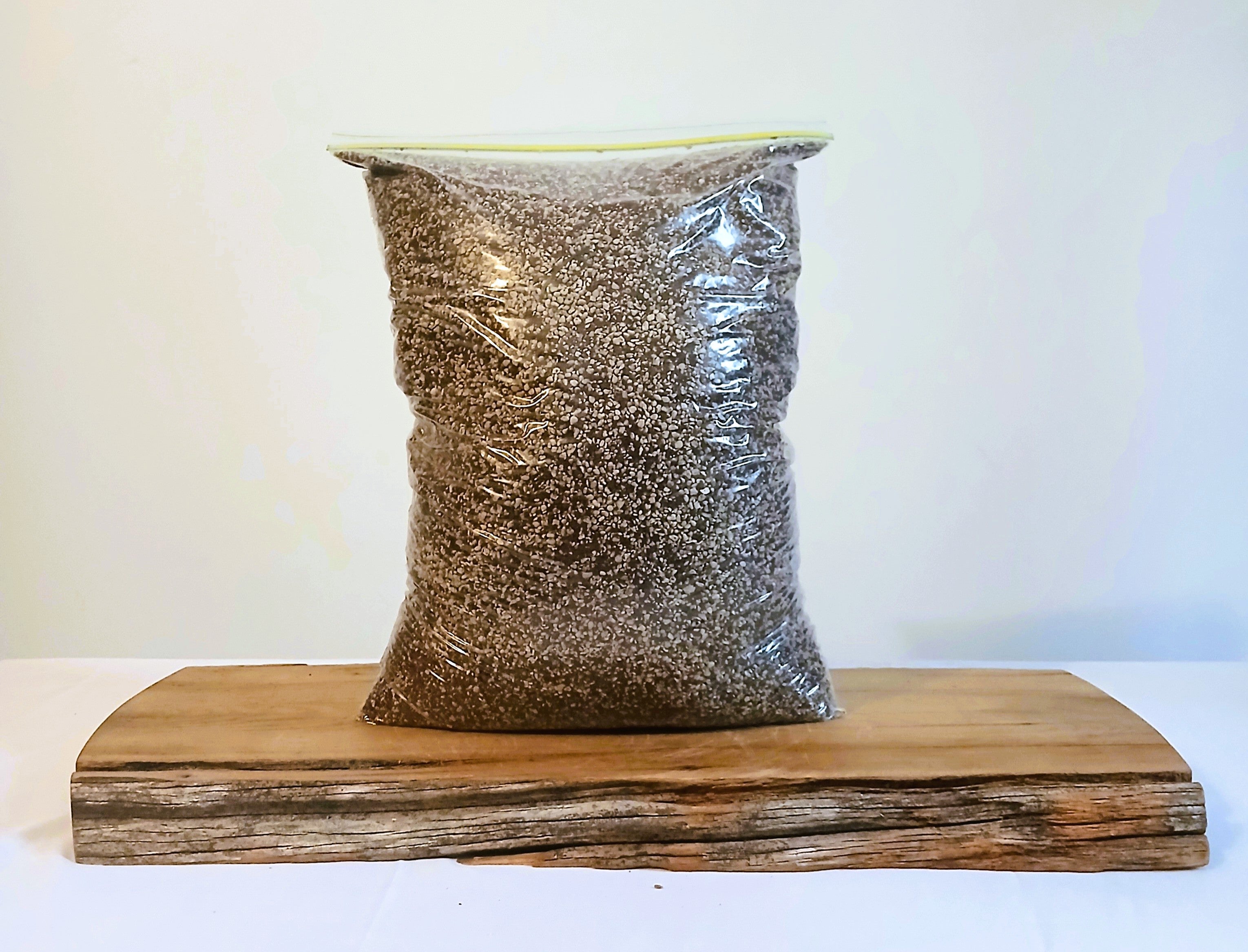 Premium Plant Propagation Sand - Fine Pumice & Scoria 5.5 L - The Plant Warehouse NZ