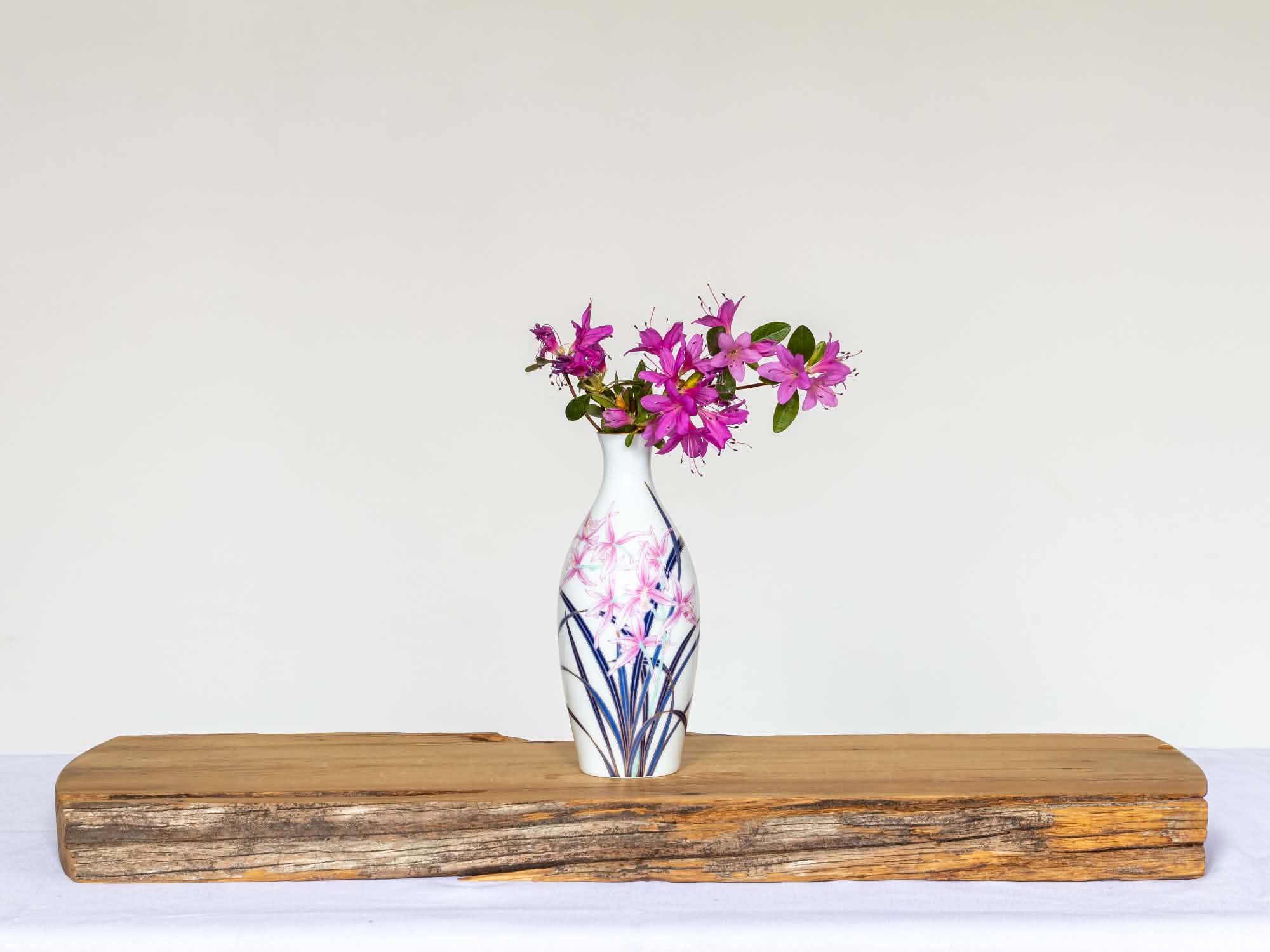 Rare Asian Vintage Vases – Second-Hand Japanese & Chinese